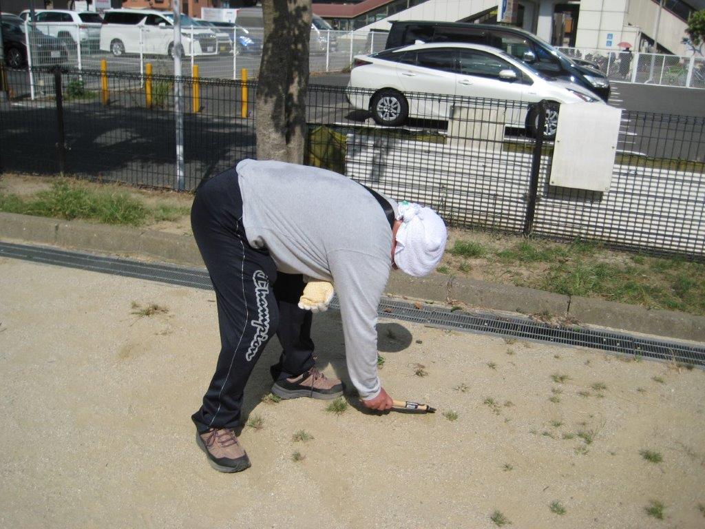 ���������|