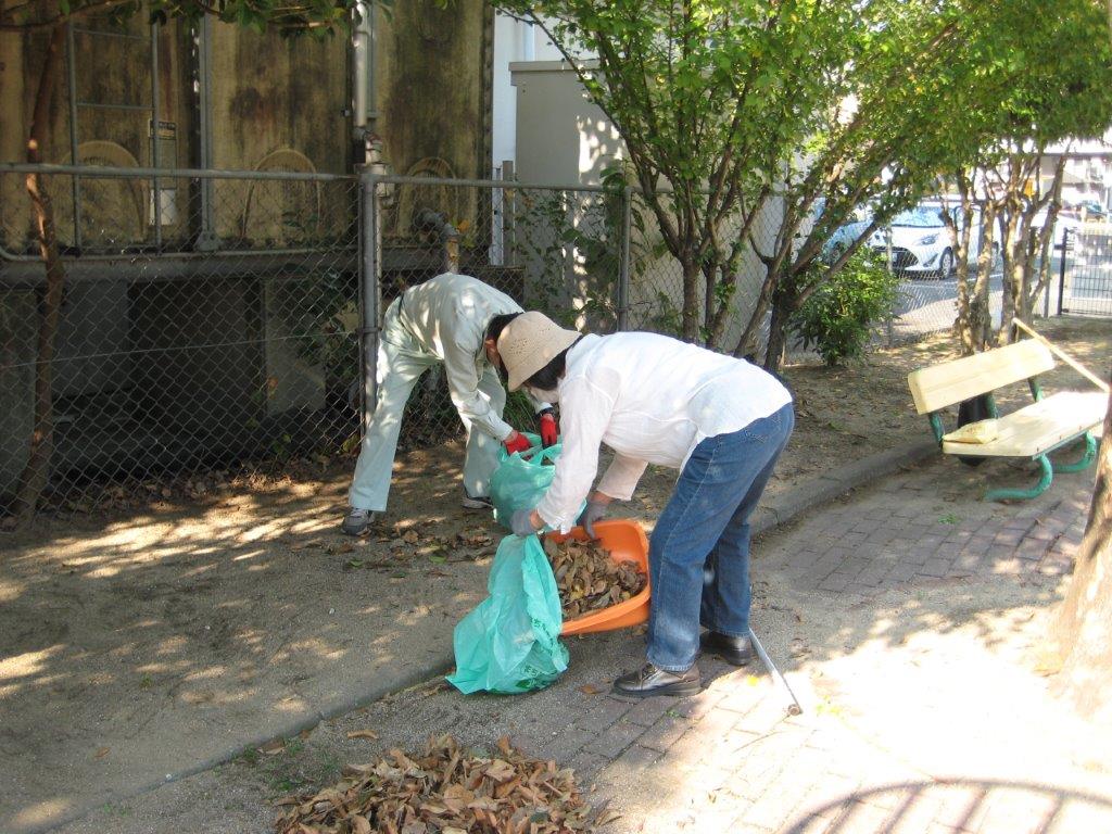 ���������|